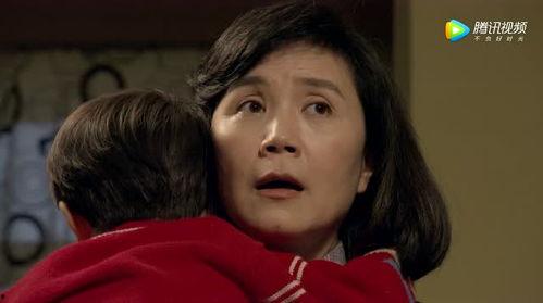 我的三妈两爸在线观看,家庭情感纠葛的温馨演绎